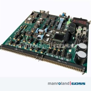 Carte Grafikontrol CM002304.C vue oblique avec connecteurs Hypertac dorés sur deux rails et circuits intégrés multiples